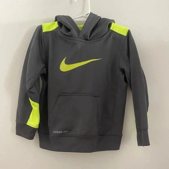 Nike Therma fit 4T hoodie - Picture 2 of 5